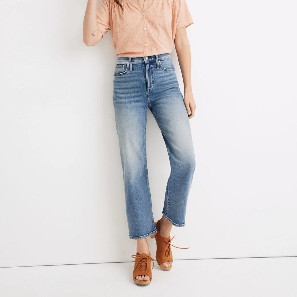 Slim Wide-Leg Crop Jeans in Reggie Wash